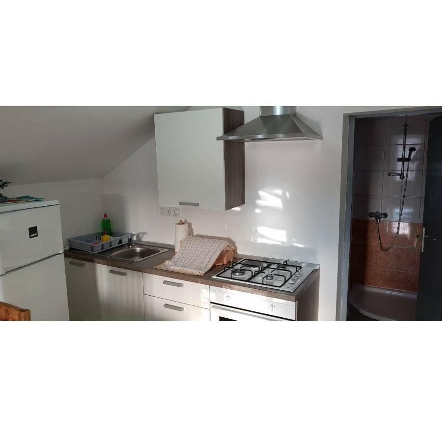 Slatina 13/1 Apartman Vir Kültér fotó