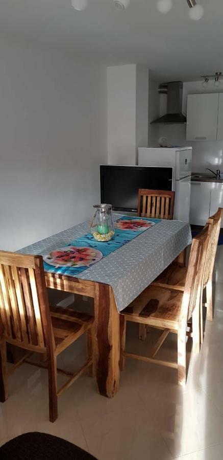 Slatina 13/1 Apartman Vir Kültér fotó