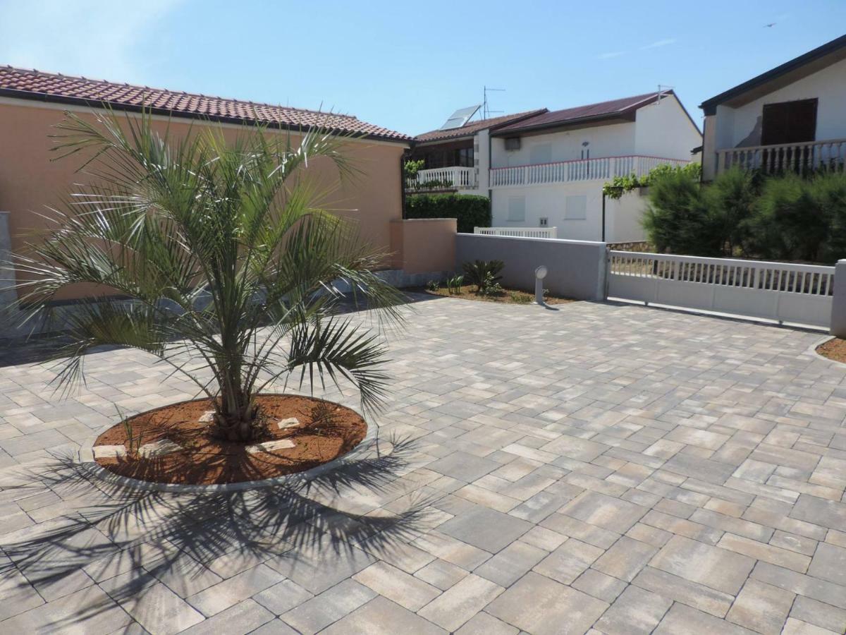 Slatina 13/1 Apartman Vir Kültér fotó