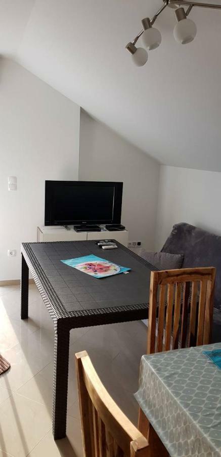 Slatina 13/1 Apartman Vir Kültér fotó